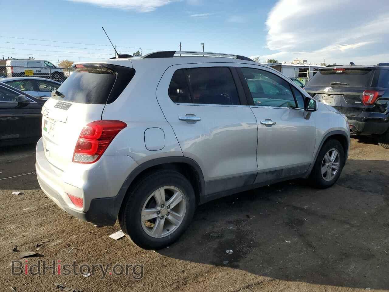 2017 CHEVROLET TRAX - VIN: 3GNCJLSB3HL211323 - Photo 3