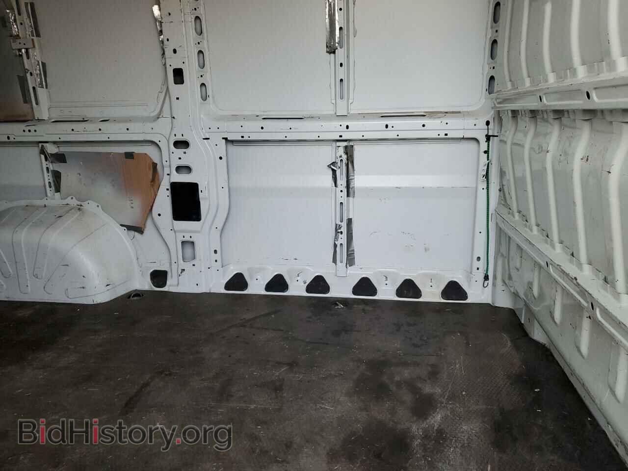 2015 RAM All Models - VIN: 3C6TRVBD2FE504654 - Фото 11