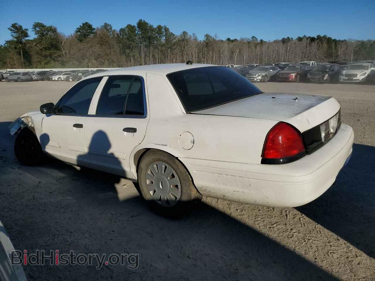 2010 FORD CROWN VIC - VIN: 2FABP7BV8AX135497 - Фото 2