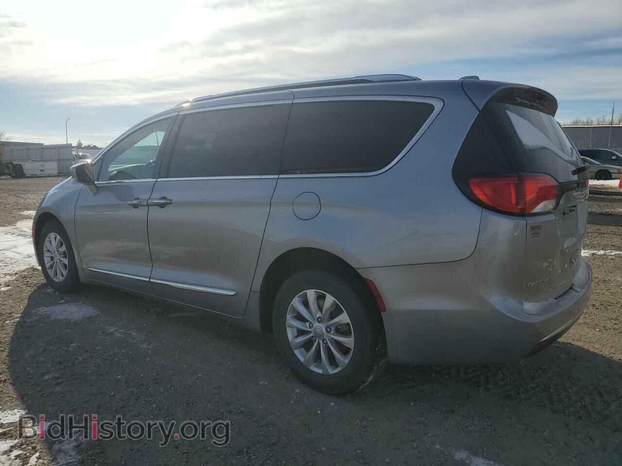 2018 CHRYSLER PACIFICA - VIN: 2C4RC1BG3JR186140 - Фото 2