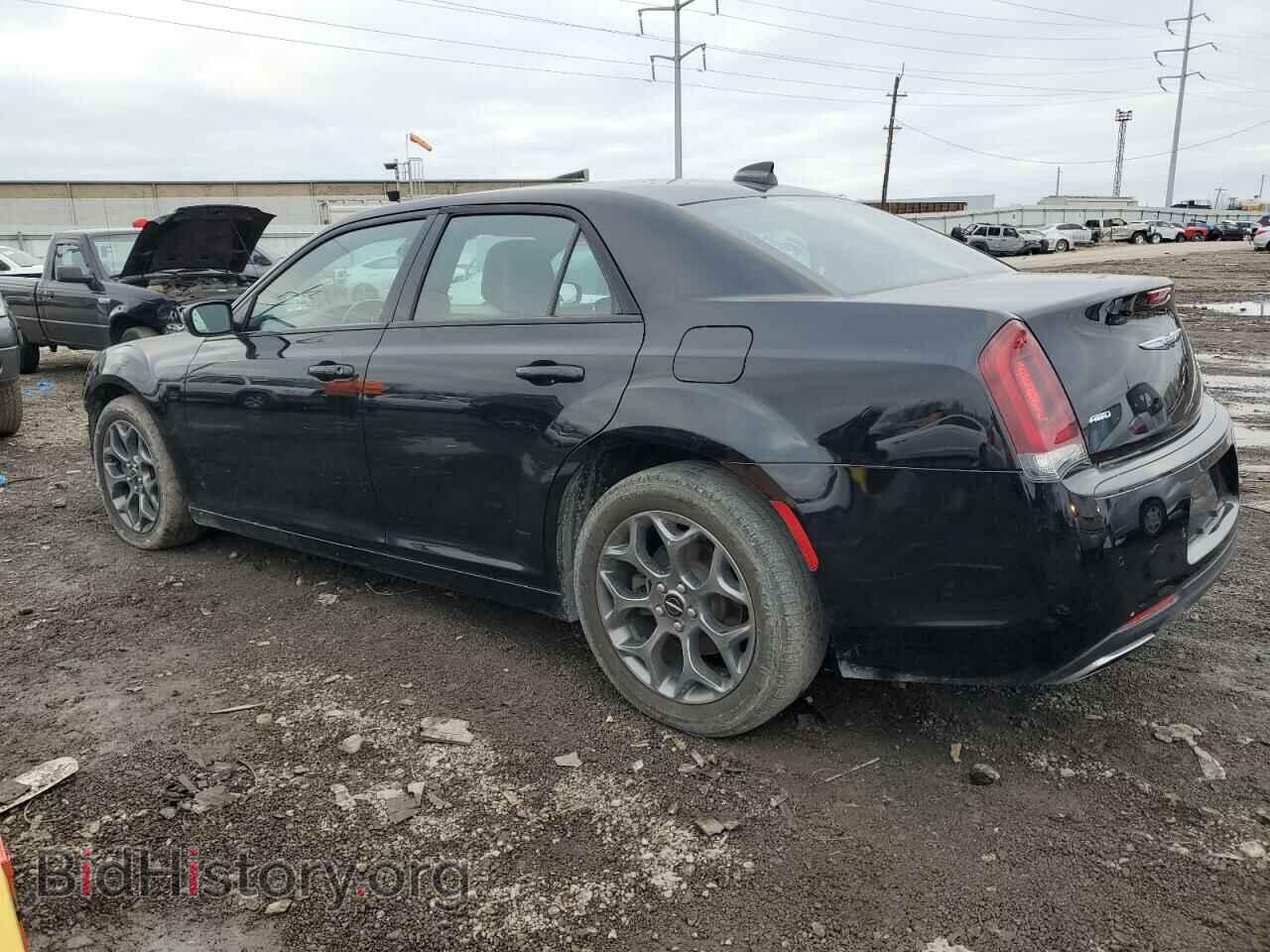 2017 CHRYSLER 300 - VIN: 2C3CCAGGXHH588269 - Фото 2
