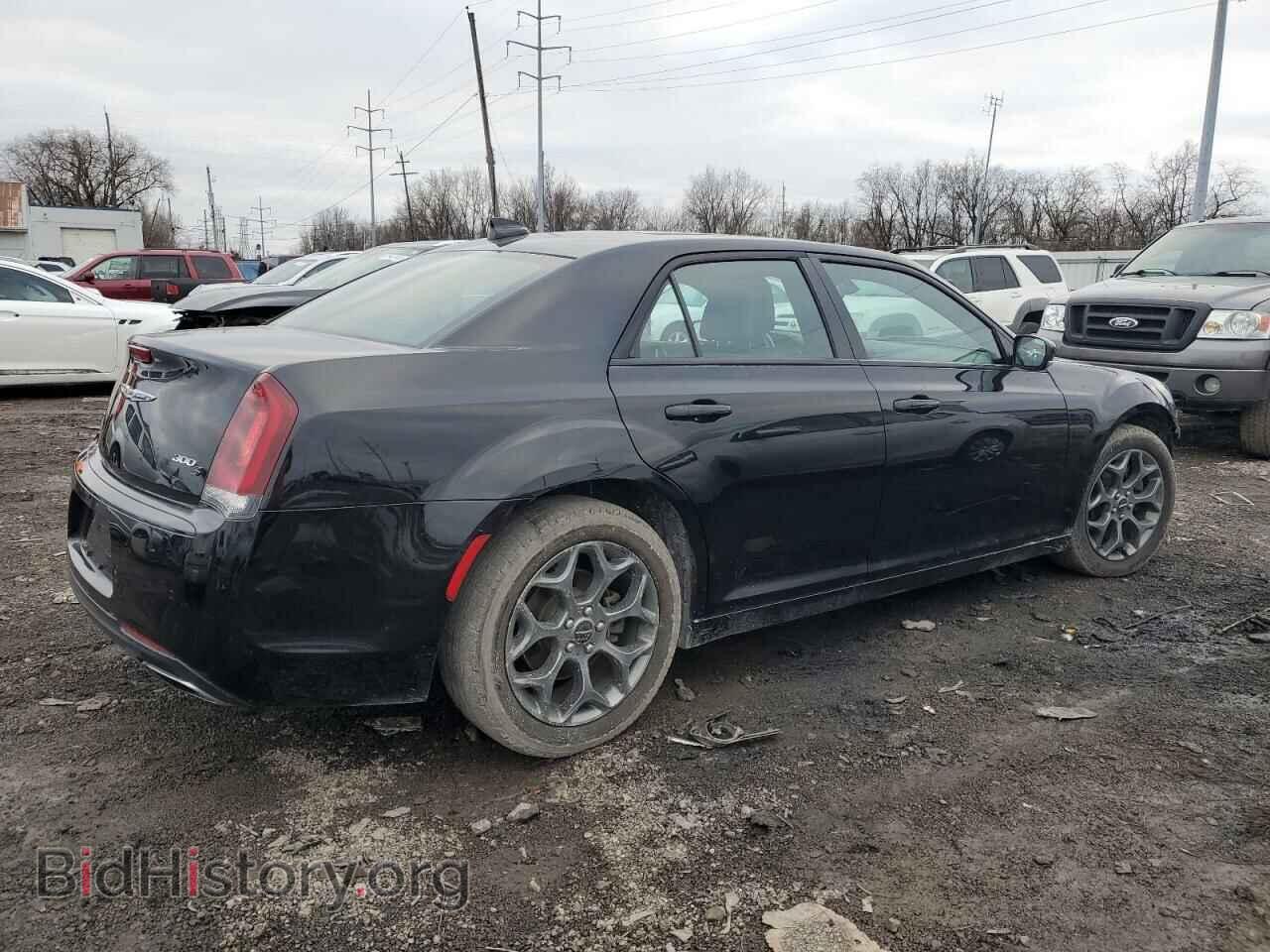 2017 CHRYSLER 300 - VIN: 2C3CCAGGXHH588269 - Фото 3