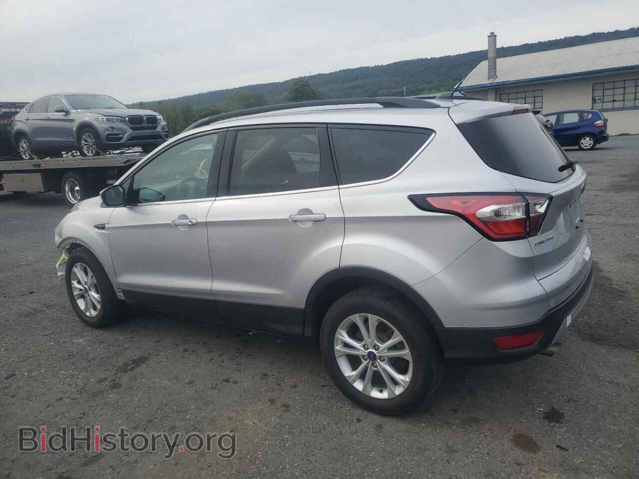 2017 FORD ESCAPE - VIN: 1FMCU9GDXHUB97886 - Фото 2