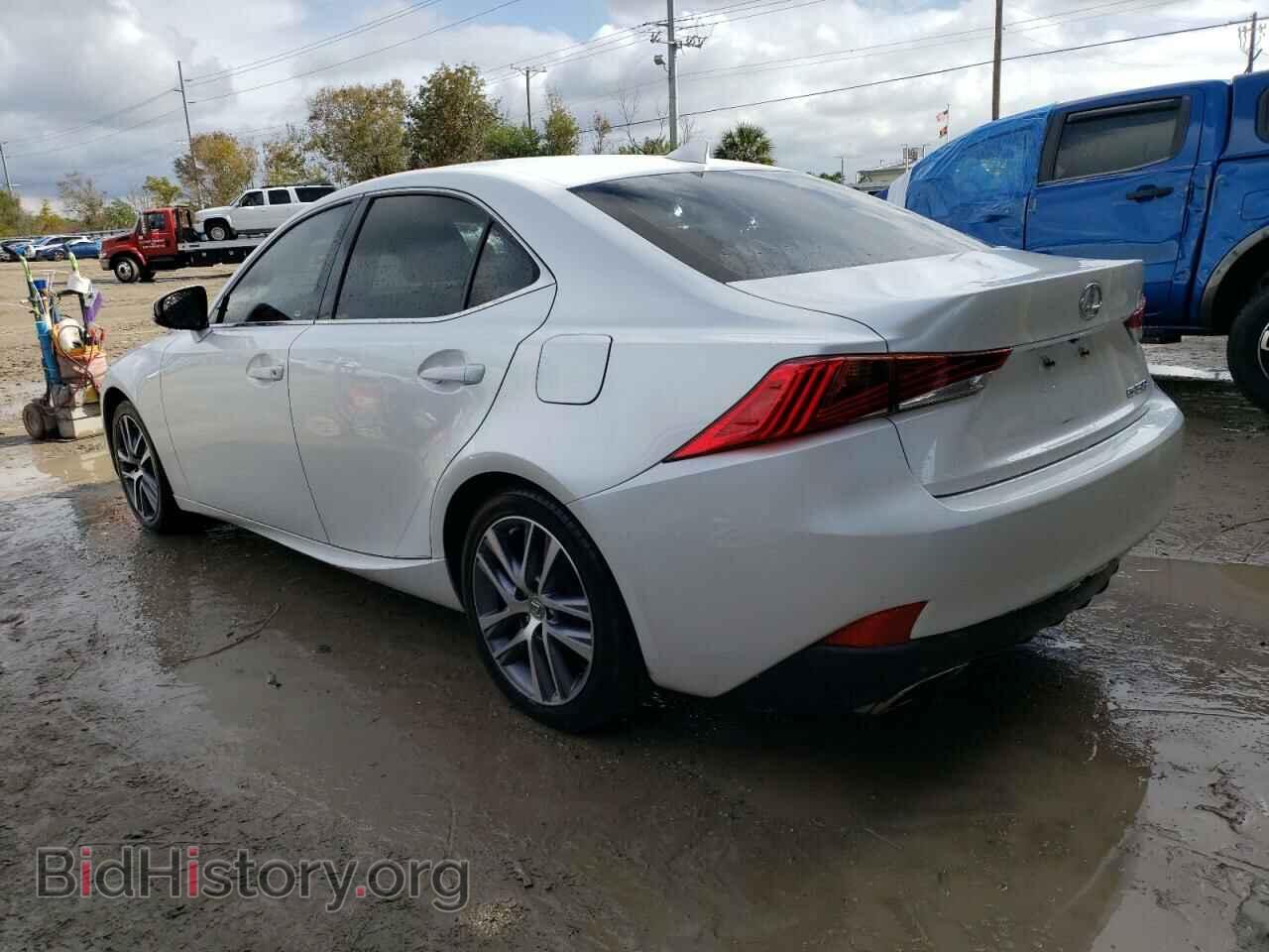2018 LEXUS IS - VIN: JTHBA1D23J5066438 - Фото 2
