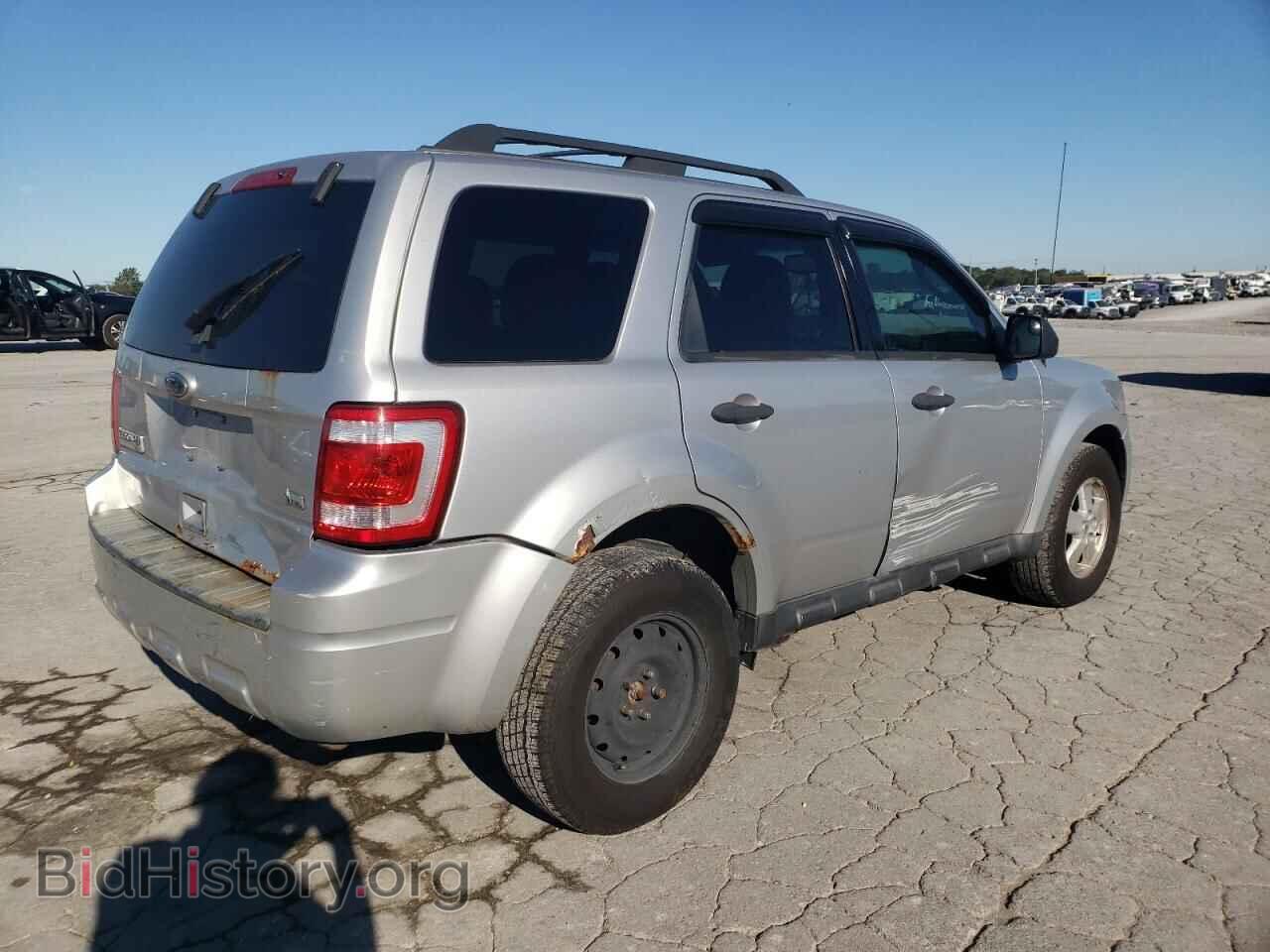 2011 FORD ESCAPE - VIN: 1FMCU9DG5BKA00897 - Фото 3