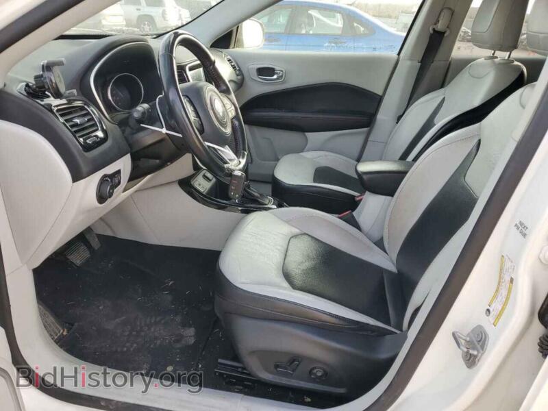 2020 Jeep COMPASS (VIN 3C4NJCCB9LT129010) — photo 7 of 13