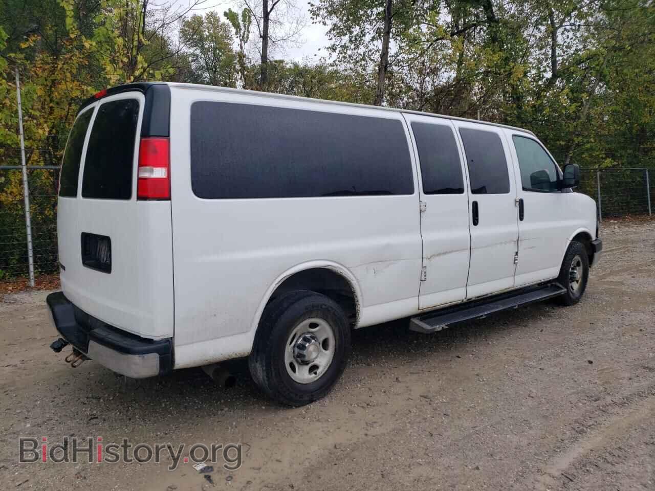 2017 CHEVROLET EXPRESS - VIN: 1GAZGPFG5H1333812 - Фото 3