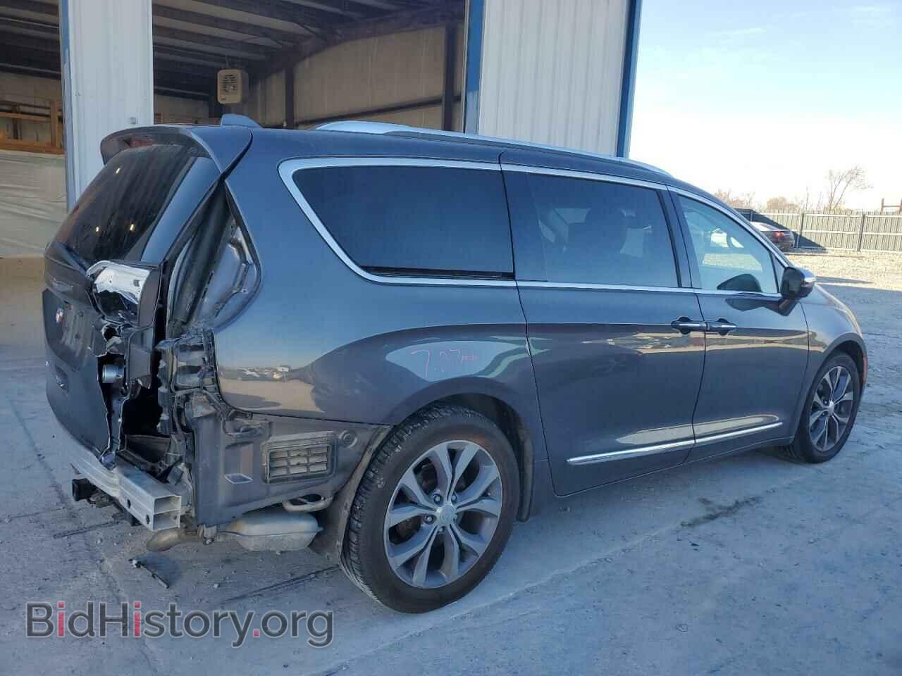2017 CHRYSLER PACIFICA - VIN: 2C4RC1GG8HR643222 - Фото 3