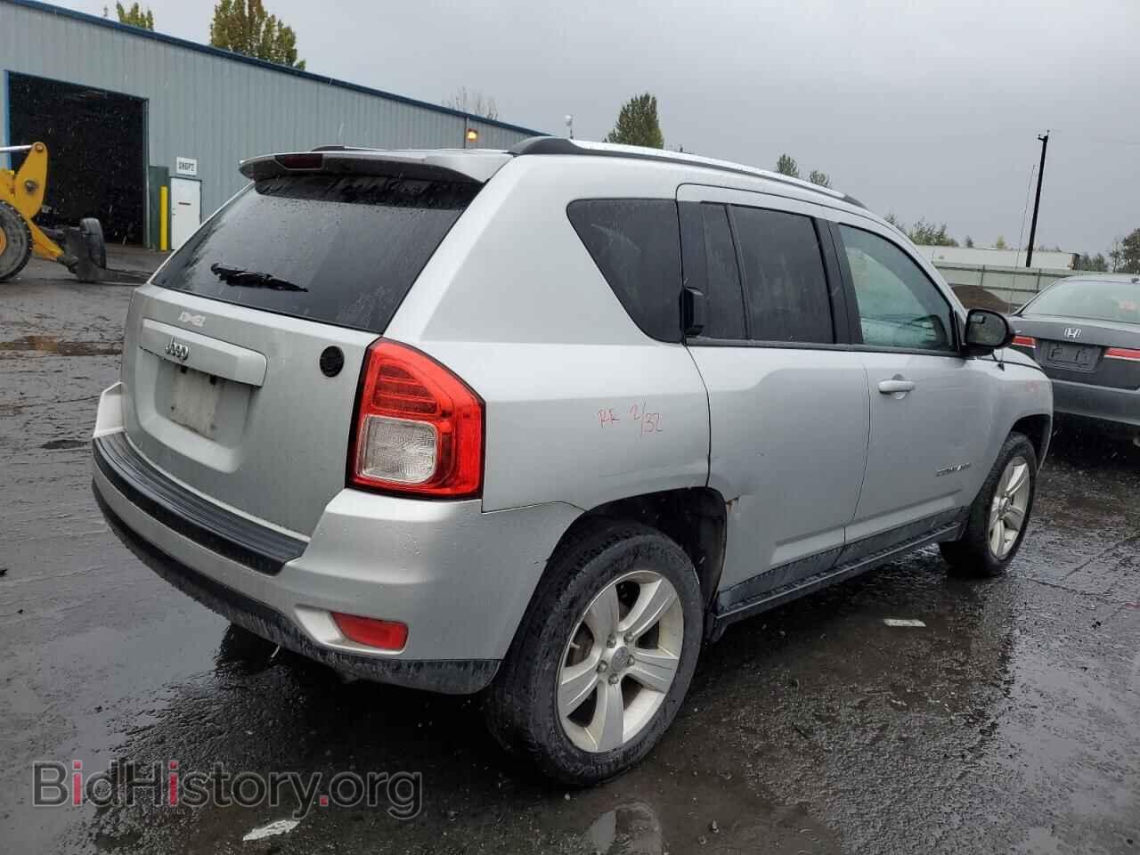 2011 JEEP COMPASS - VIN: 1J4NT1FB6BD156643 - Фото 3