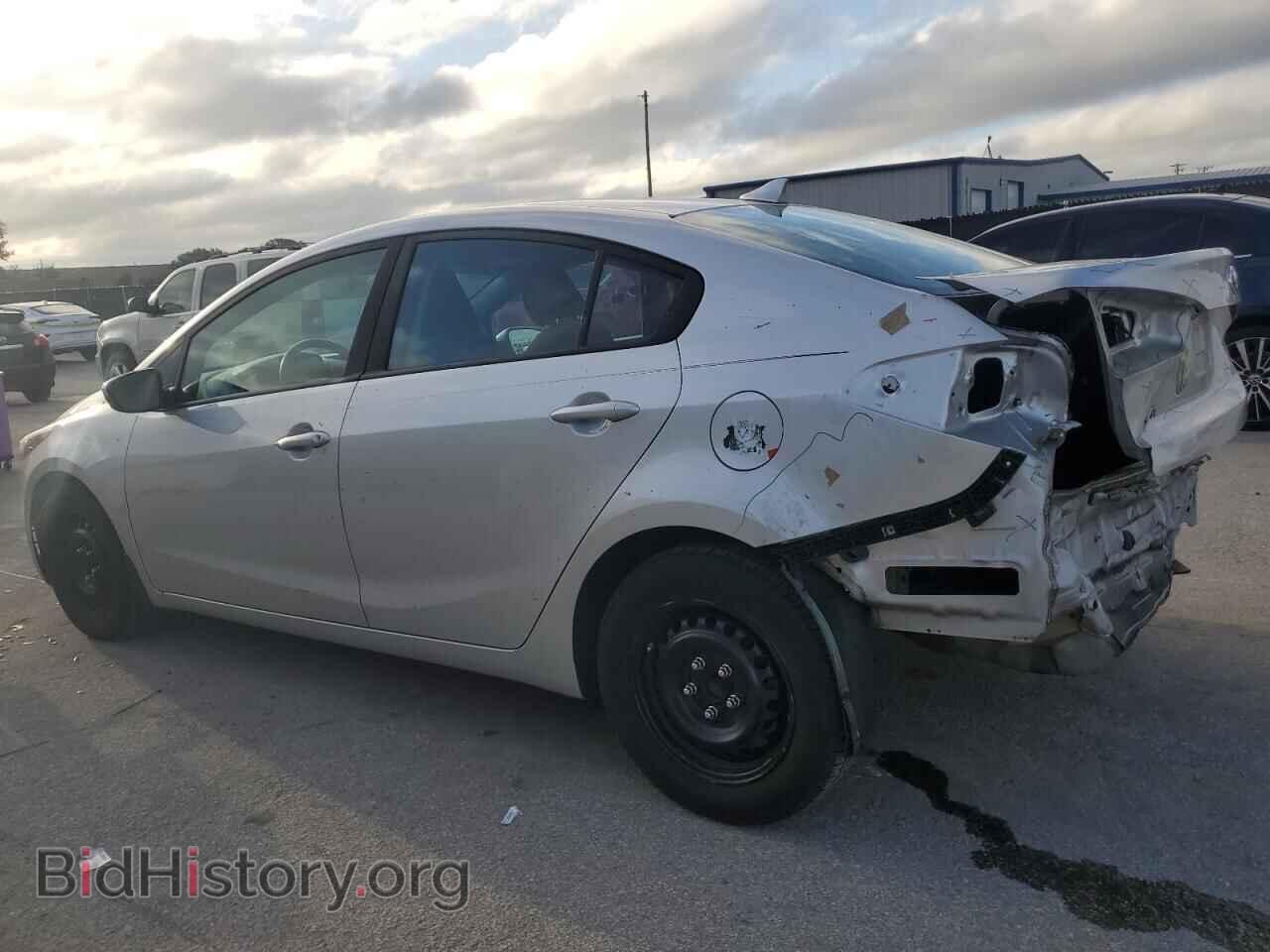 2017 KIA FORTE - VIN: 3KPFK4A73HE082672 - Фото 2