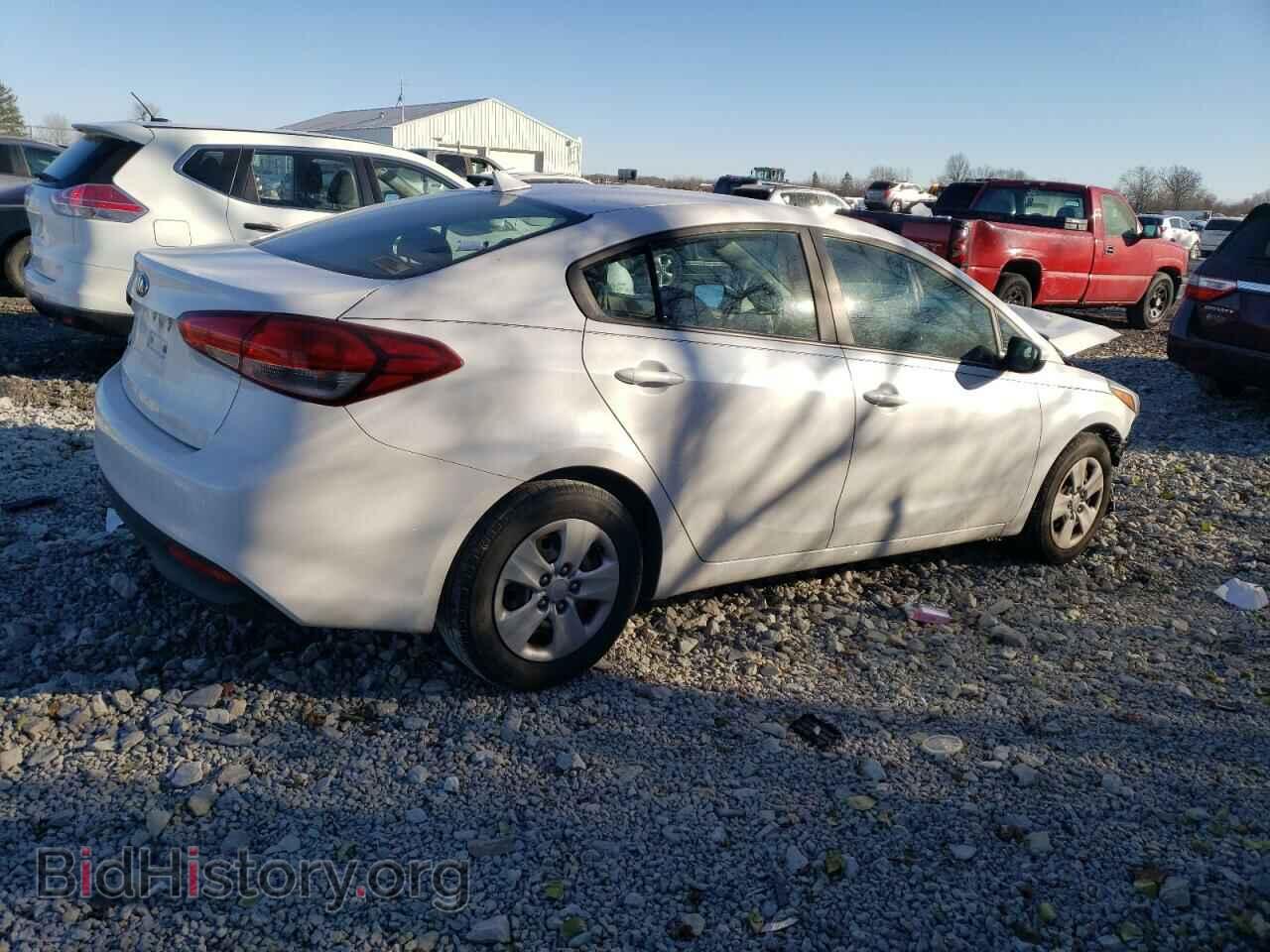 2017 KIA FORTE - VIN: 3KPFL4A76HE102782 - Фото 3