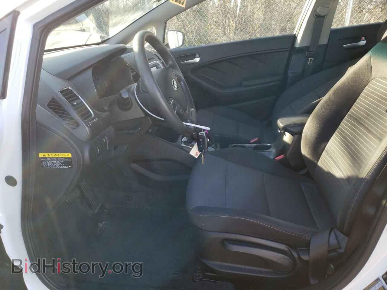 2017 KIA FORTE - VIN: 3KPFL4A76HE102782 - Фото 7