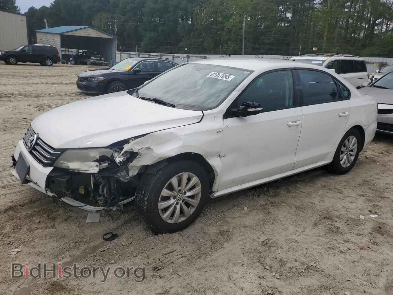 Photo 1VWAT7A37FC032817 - VOLKSWAGEN PASSAT 2015