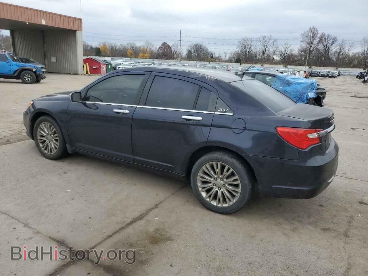 2011 CHRYSLER 200 - VIN: 1C3BC2FB4BN594753 - Фото 2