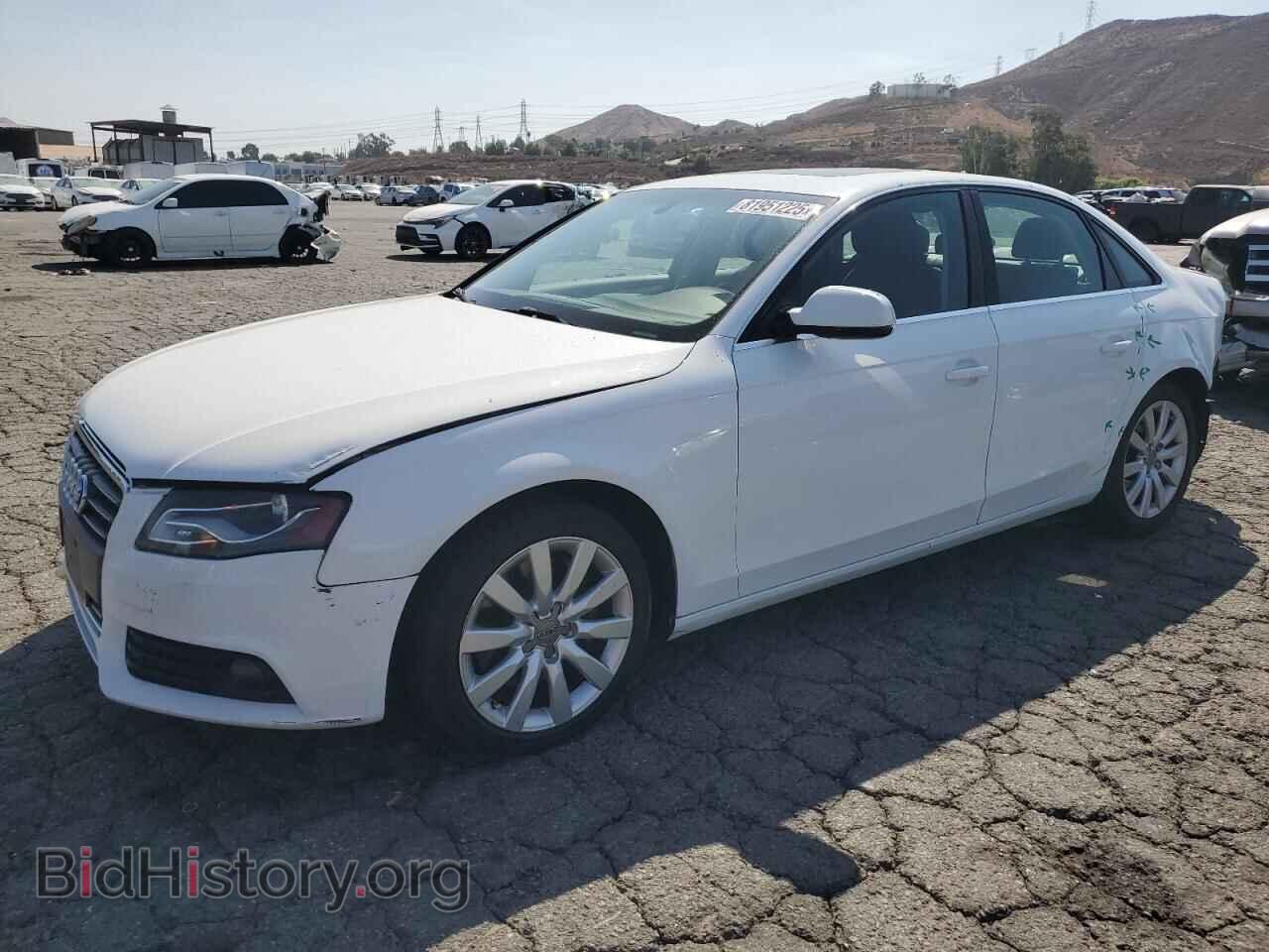 Photo WAUBFAFL6CA117205 - AUDI A4 2012