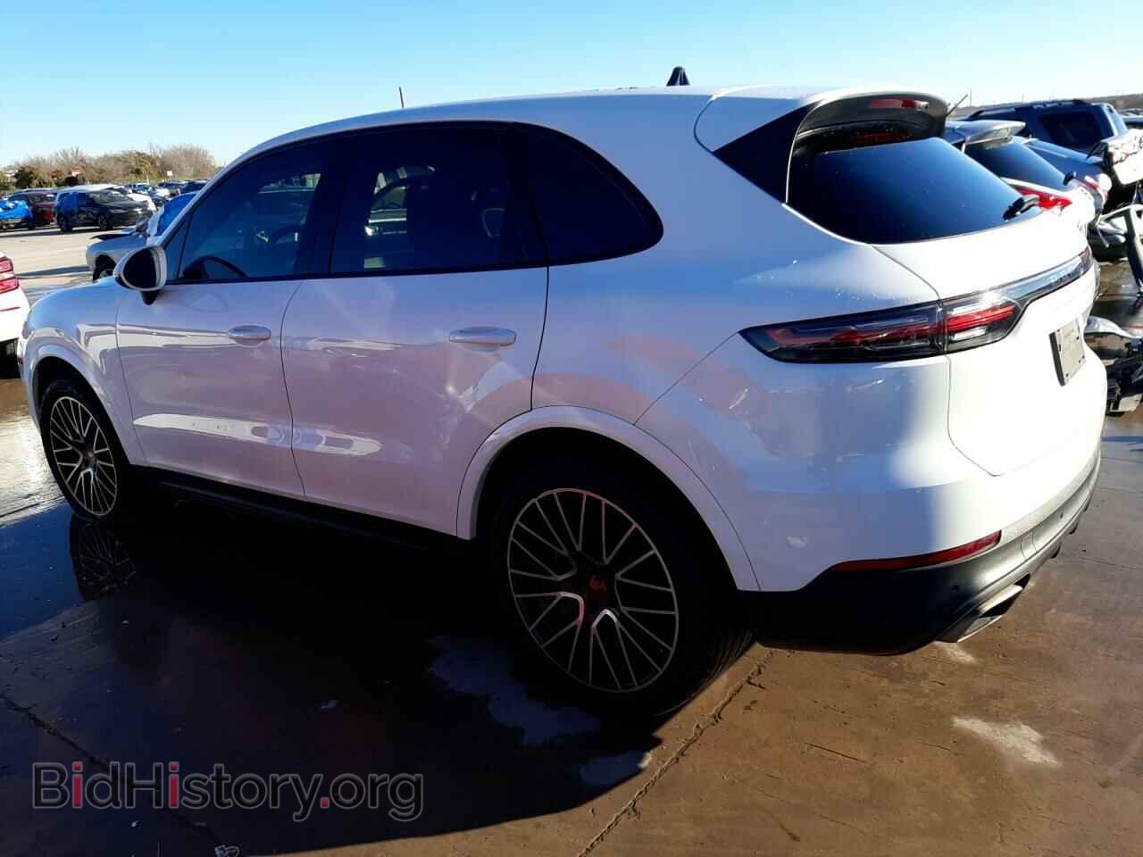 2020 PORSCHE CAYENNE - VIN: WP1AA2AY8LDA09283 - Photo 2