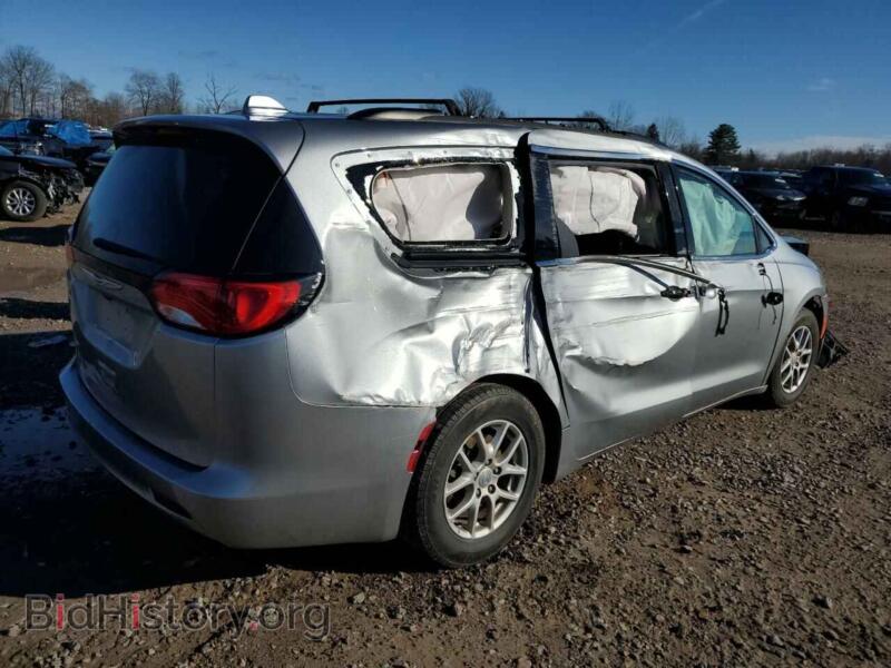2020 Chrysler MINIVAN (VIN 2C4RC1DG4LR148433) — photo 3 of 14