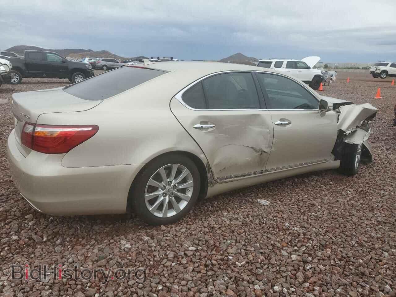2012 LEXUS LS460 - VIN: JTHBL5EF8C5111993 - Photo 3