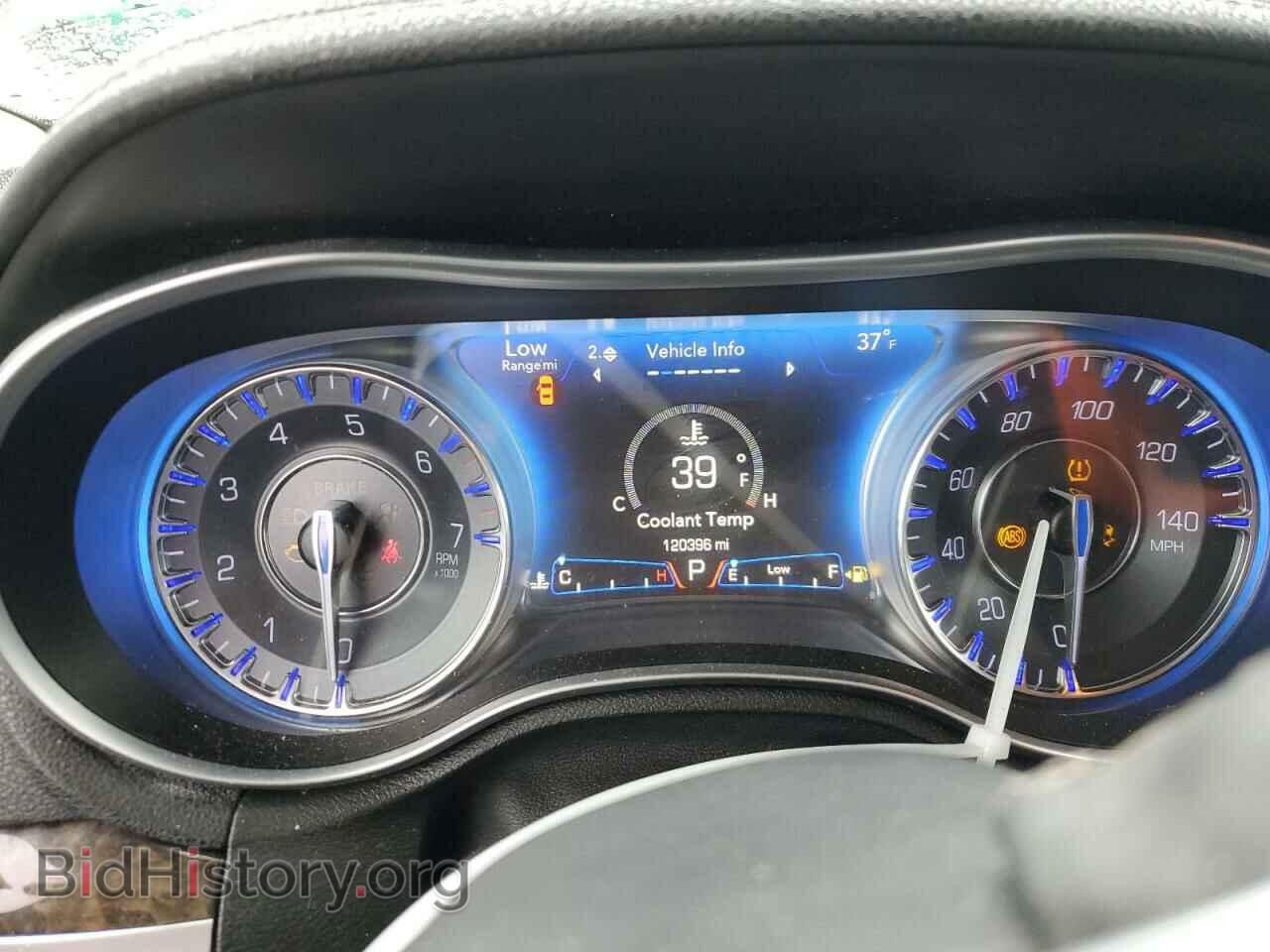 2016 CHRYSLER 300 - VIN: 2C3CCAEG4GH128140 - Фото 9