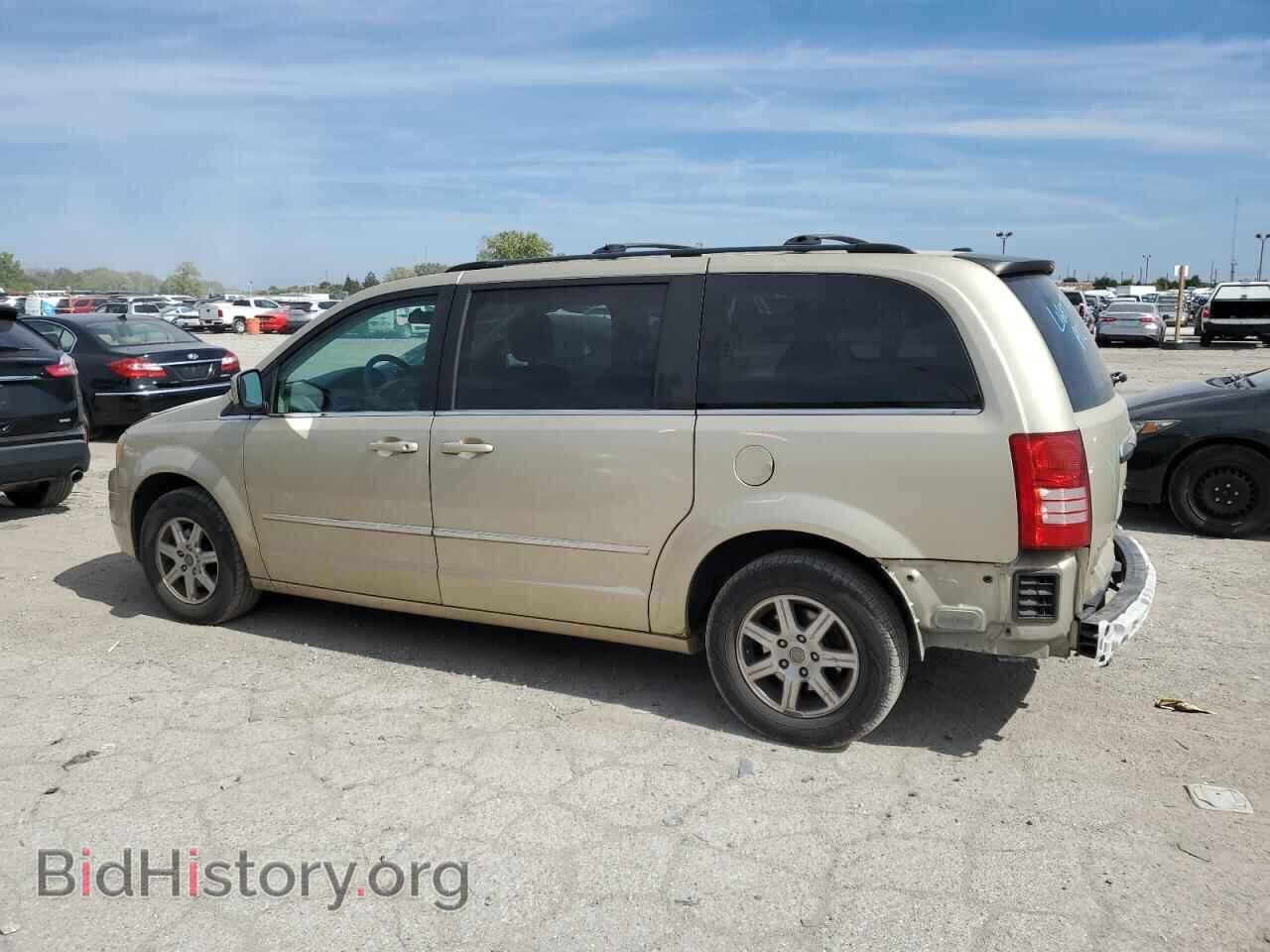 2010 CHRYSLER MINIVAN - VIN: 2A4RR5D19AR387629 - Фото 2