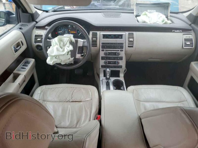 2011 Ford FLEX (VIN 2FMGK5CC9BBD06395) — photo 8 of 13