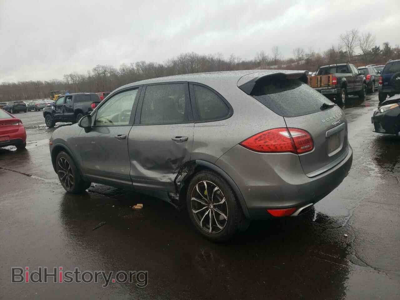 2011 PORSCHE CAYENNE - VIN: WP1AB2A28BLA54169 - Фото 2