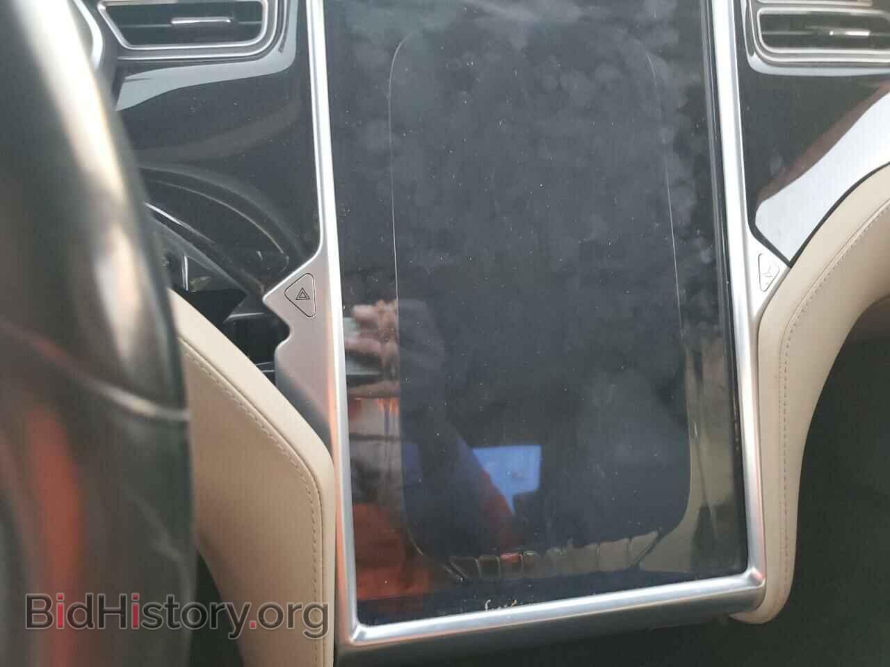 2015 TESLA MODEL S - VIN: 5YJSA1E17FF118585 - Photo 9
