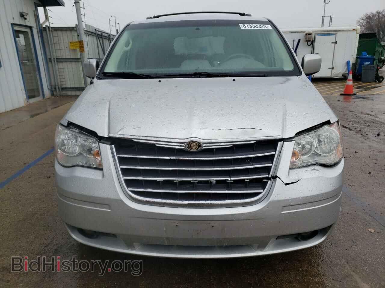 2008 CHRYSLER MINIVAN - VIN: 2A8HR54P28R687277 - Фото 5