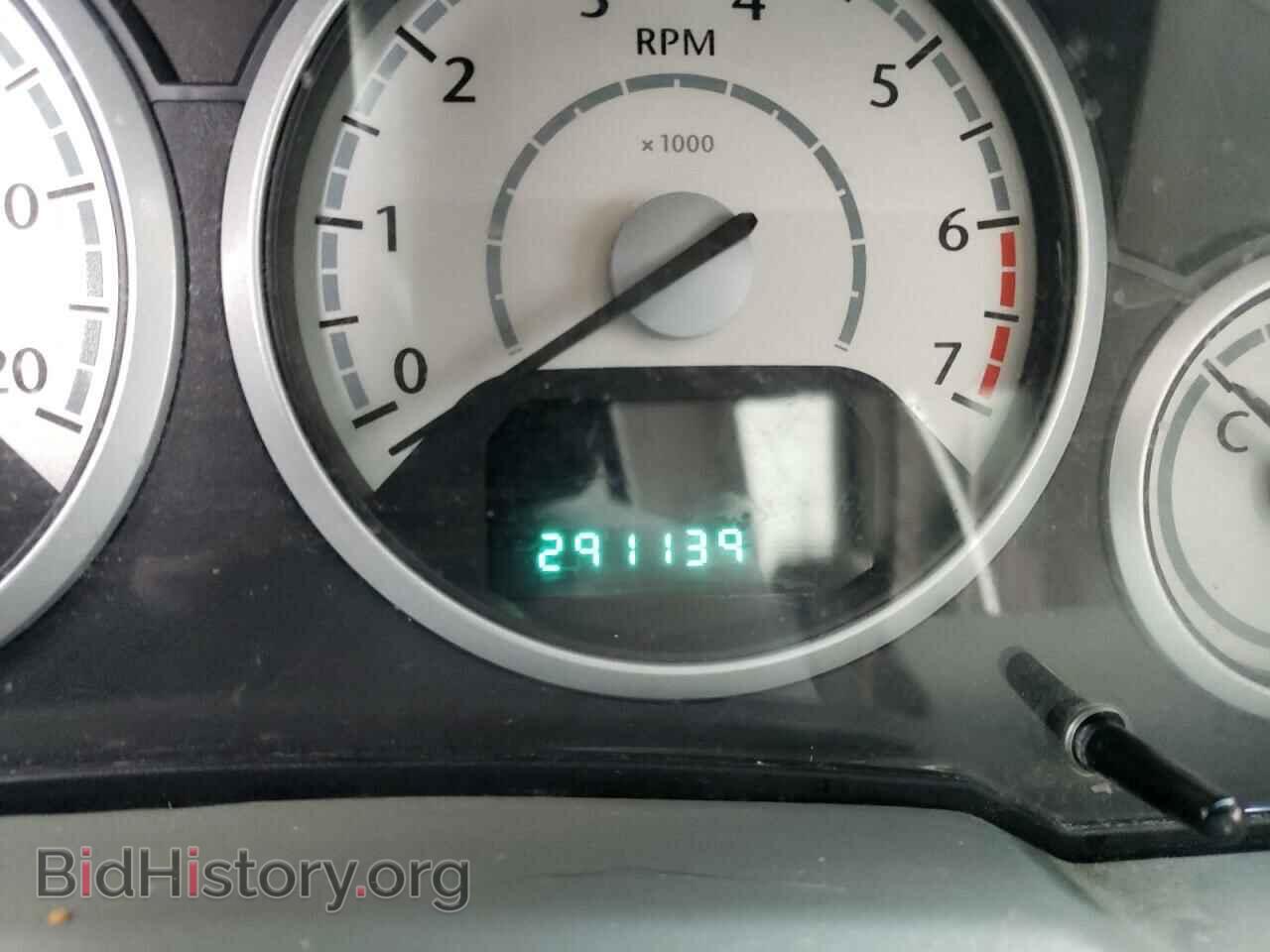 2008 CHRYSLER MINIVAN - VIN: 2A8HR54P28R687277 - Фото 9