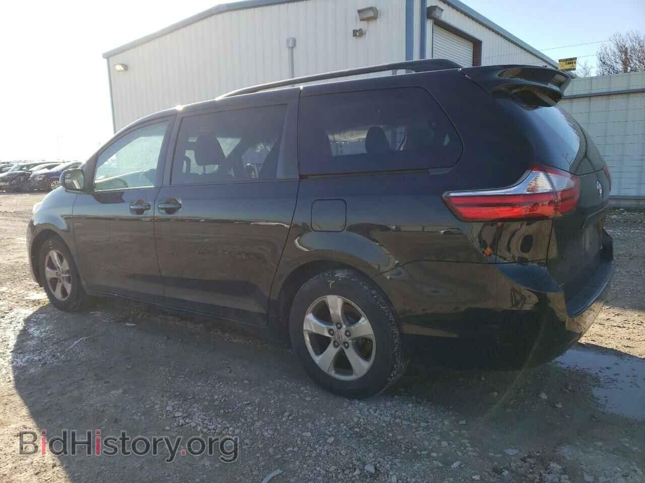 2017 TOYOTA All Models - VIN: 5TDKZ3DCXHS857763 - Фото 2