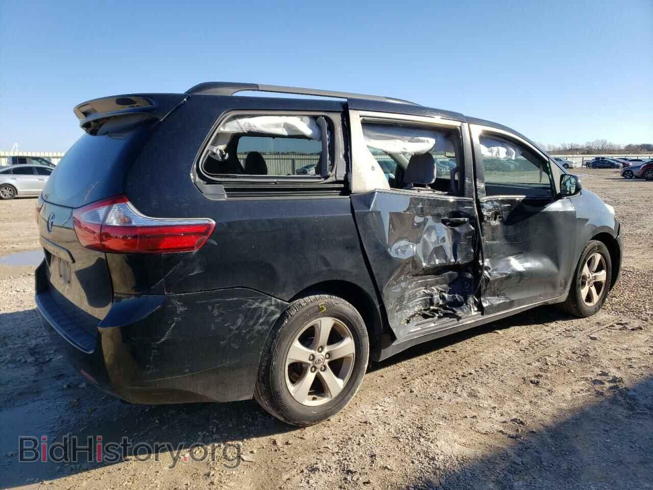 2017 TOYOTA All Models - VIN: 5TDKZ3DCXHS857763 - Фото 3