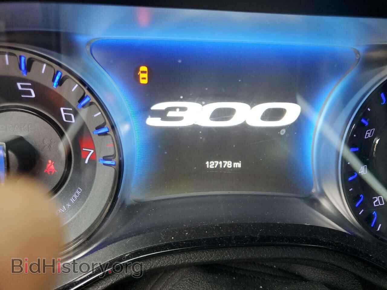 2015 CHRYSLER 300 - VIN: 2C3CCAGG1FH808735 - Photo 9