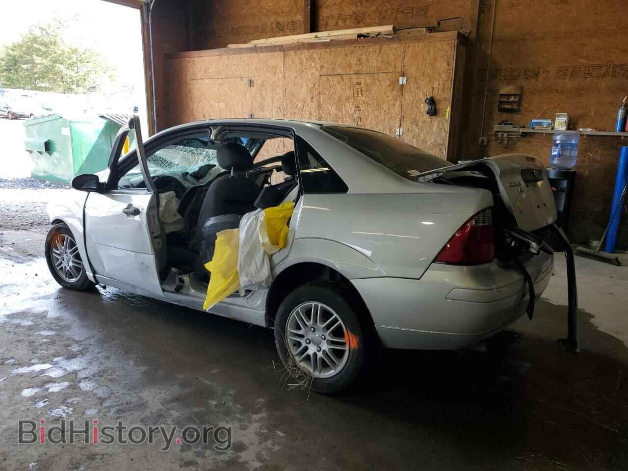 2007 FORD FOCUS - VIN: 1FAFP34N37W306832 - Фото 2