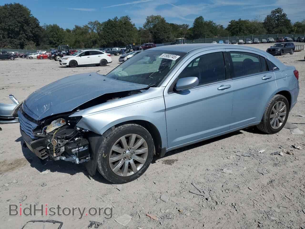 Фотография 1C3CCBBB9DN765087 - CHRYSLER 200 2013