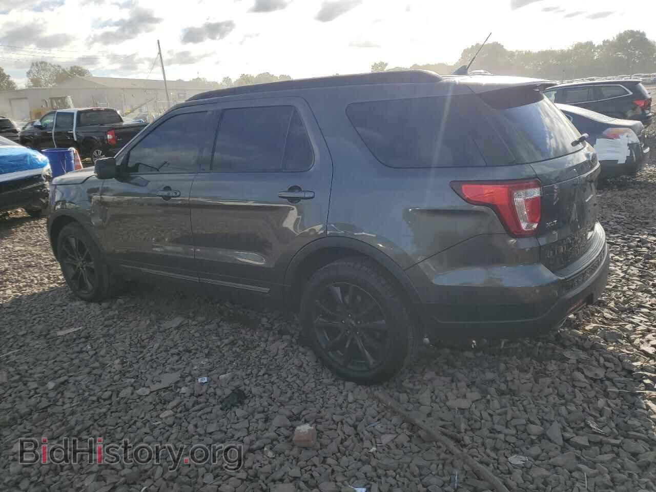 2018 FORD EXPLORER - VIN: 1FM5K8D83JGB25562 - Фото 2