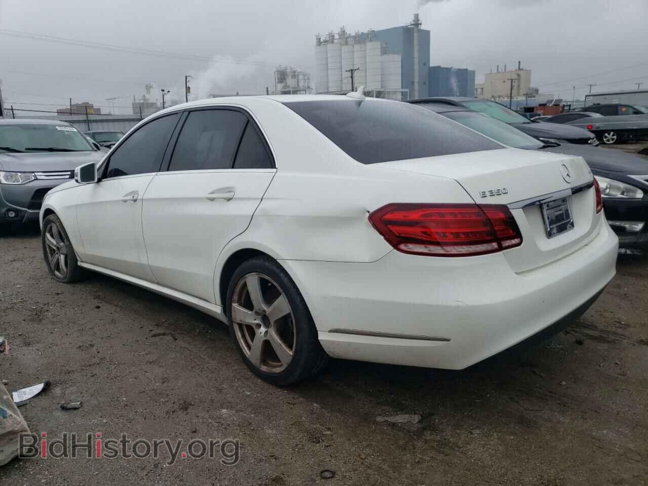 2015 MERCEDES-BENZ E-CLASS - VIN: WDDHF8JBXFB134341 - Фото 2