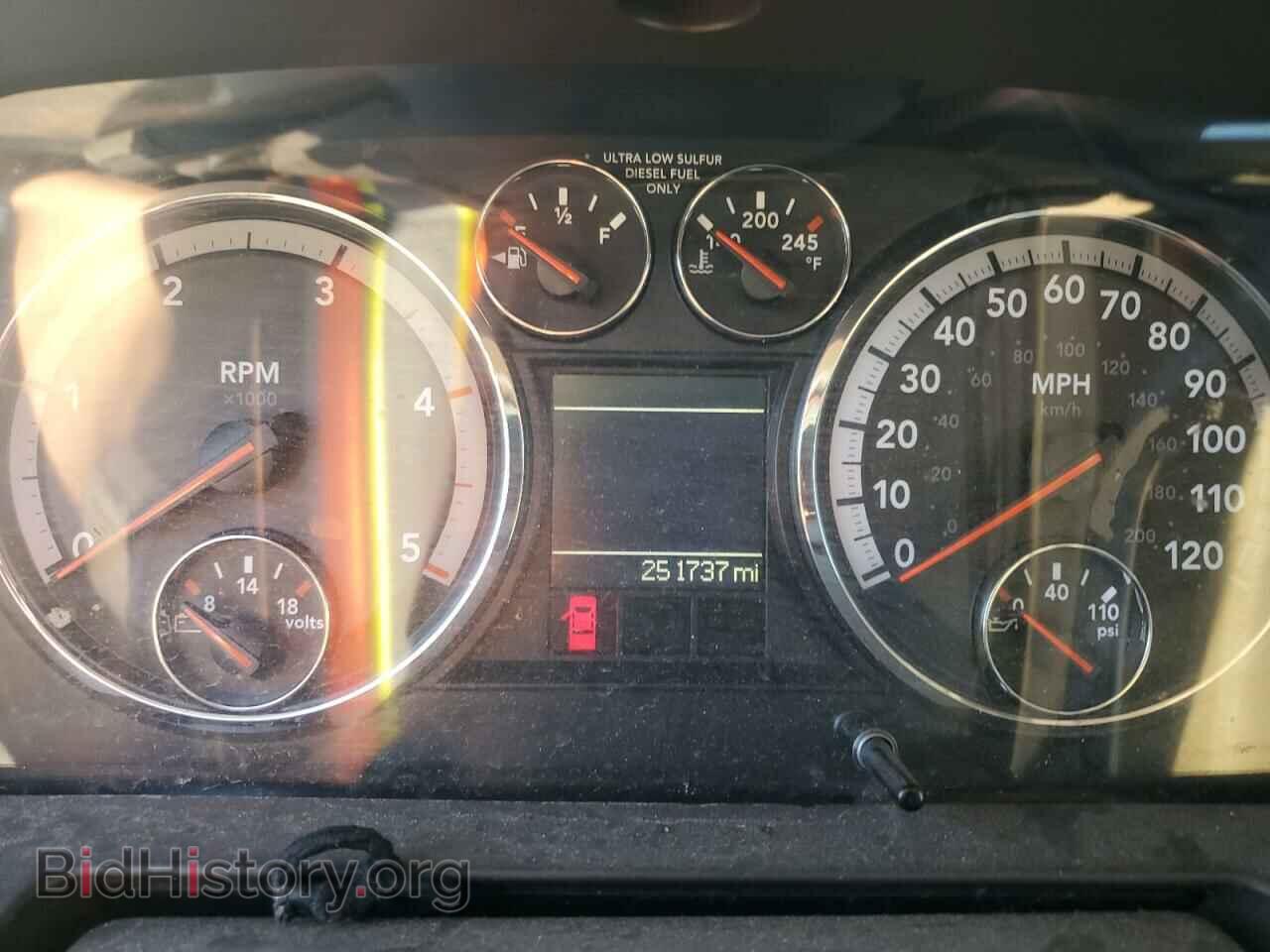 2011 DODGE All Models - VIN: 3D7UT2HL3BG555337 - Фото 9