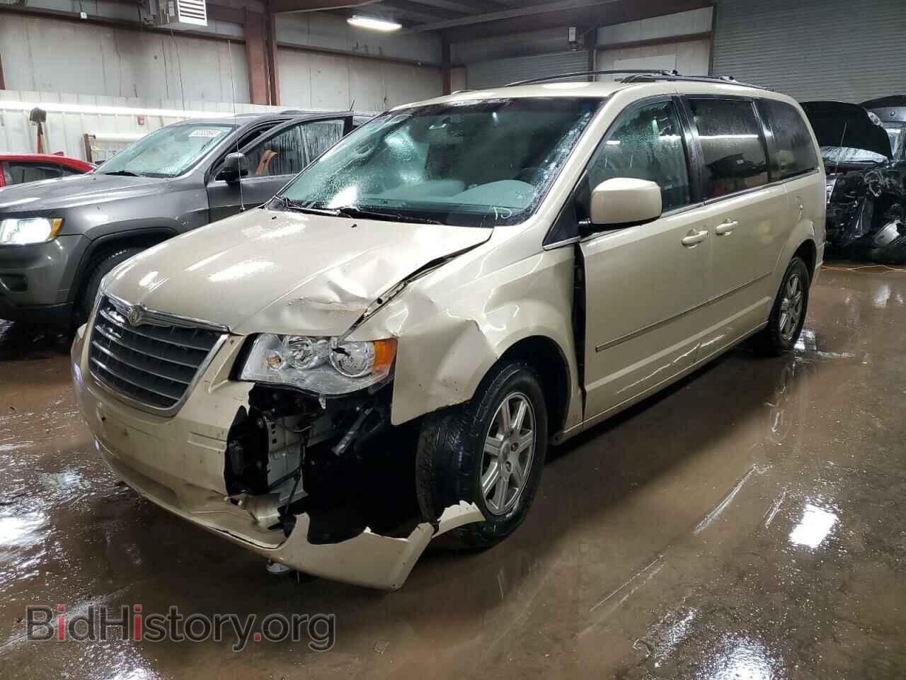 Photo 2A4RR5D1XAR302863 - CHRYSLER MINIVAN 2010