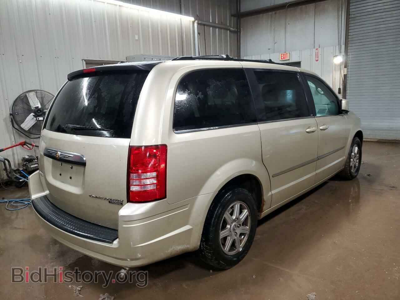 2010 CHRYSLER MINIVAN - VIN: 2A4RR5D1XAR302863 - Photo 3