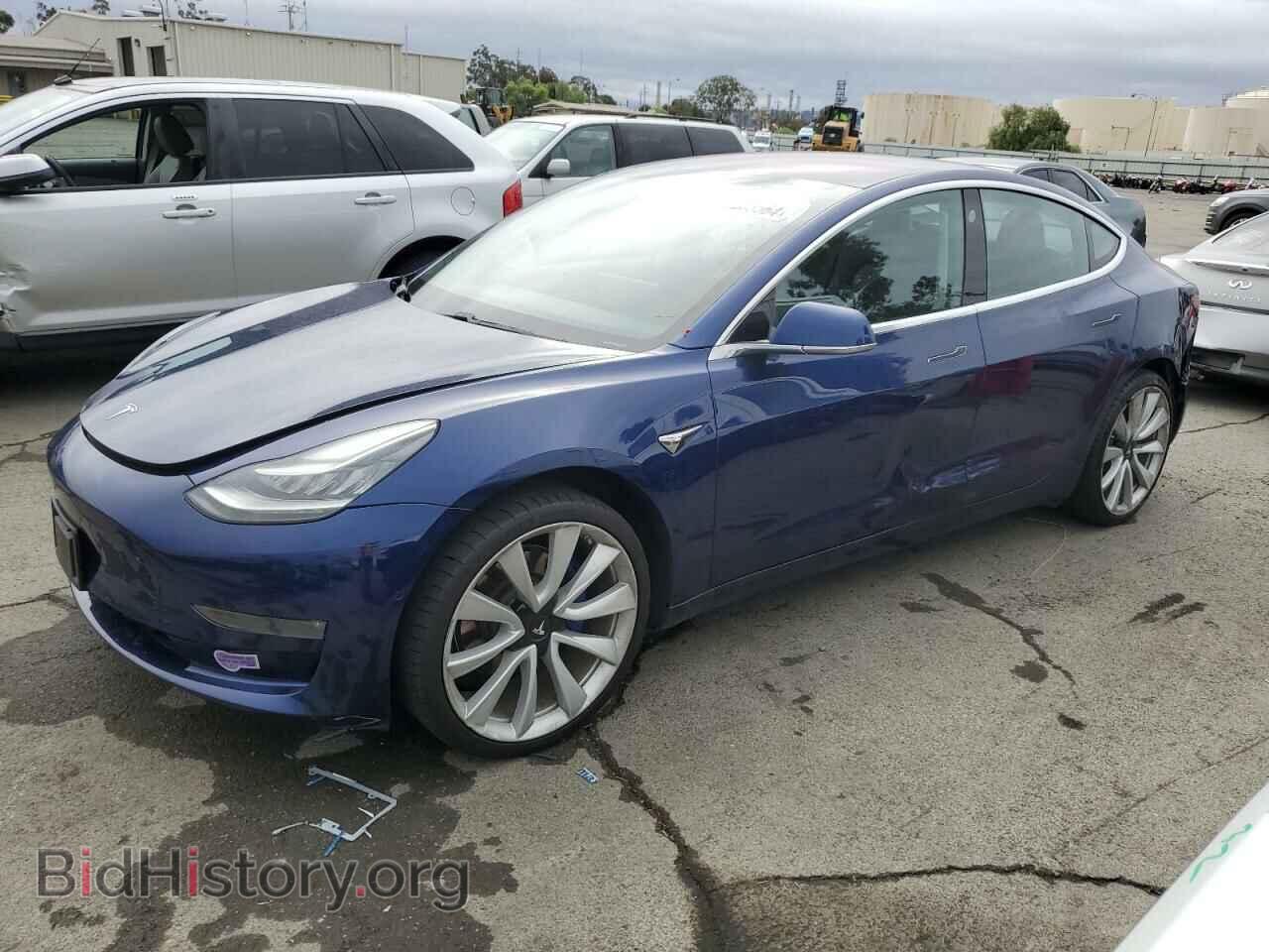 Фотография 5YJ3E1EA0JF102200 - TESLA MODEL 3 2018