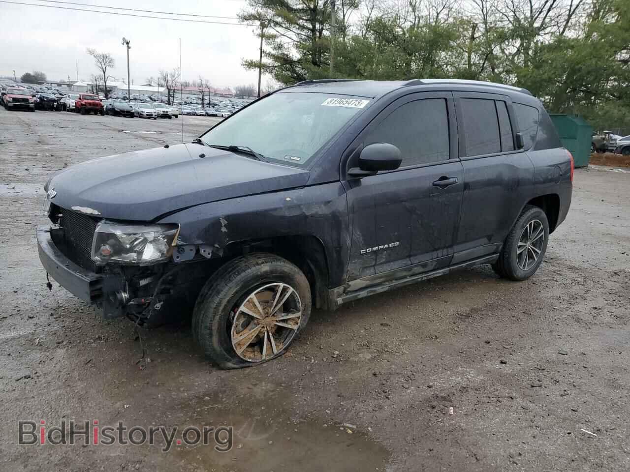 Photo 1J4NT1FA0BD224569 - JEEP COMPASS 2011