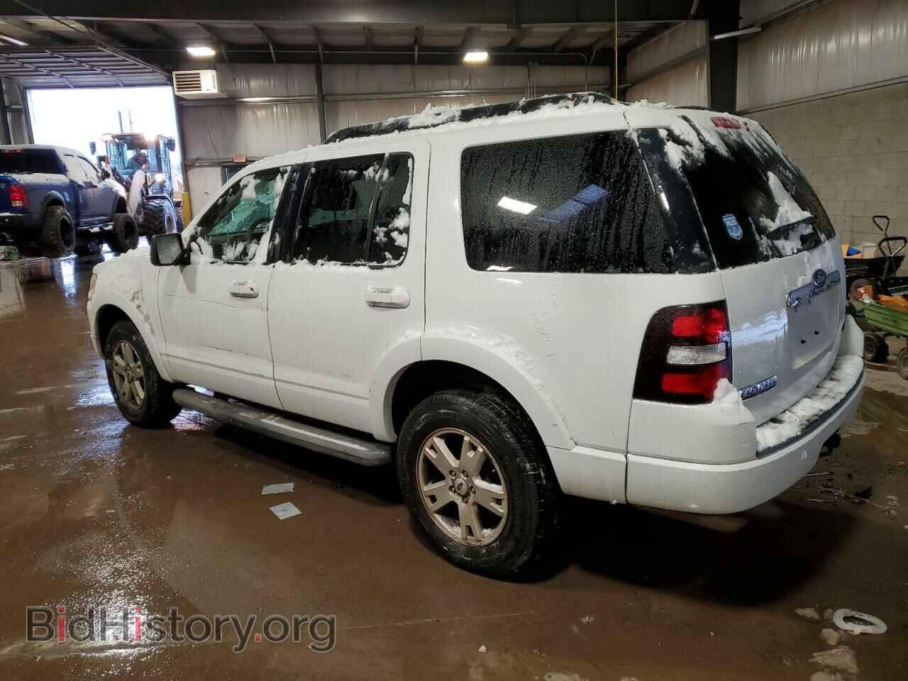 2010 FORD EXPLORER - VIN: 1FMEU7DE5AUA90342 - Photo 2