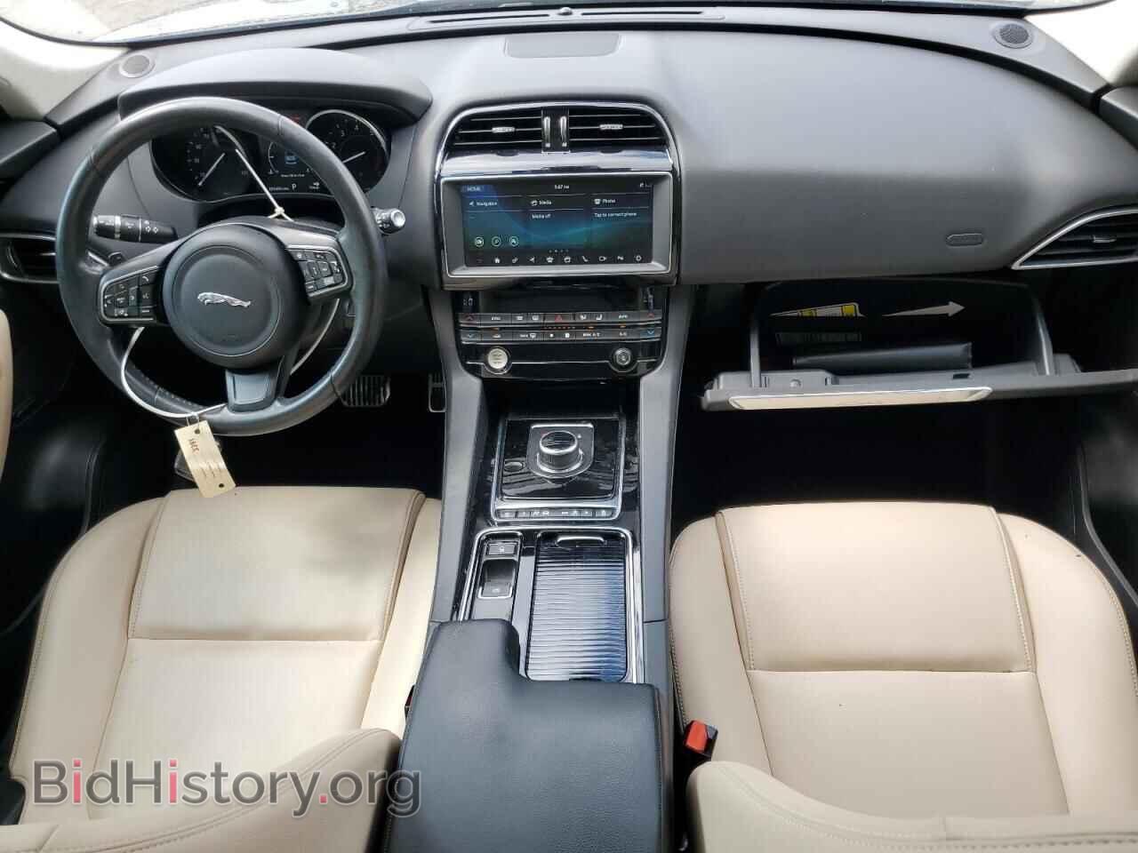 2019 JAGUAR F-PACE - VIN: SADCJ2FX4KA398390 - Фото 8