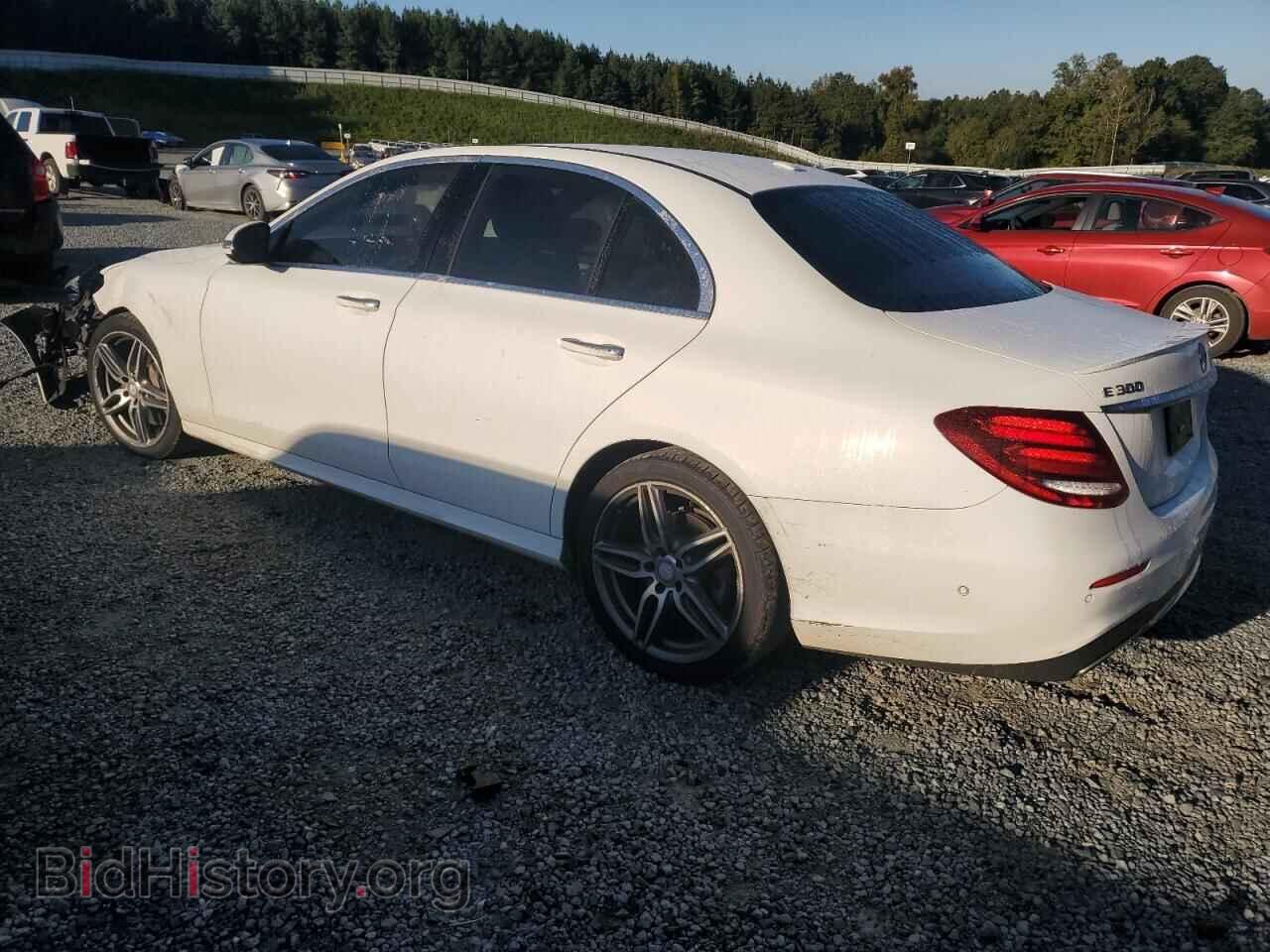 2017 MERCEDES-BENZ E-CLASS - VIN: WDDZF4JB2HA106054 - Фото 2