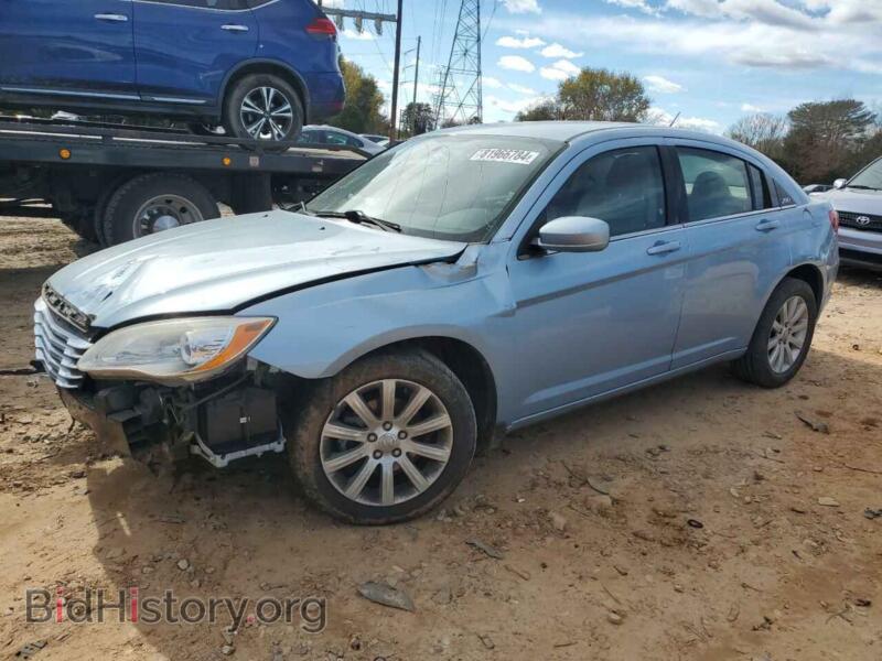 2012 Chrysler 200 Touring (VIN 1C3CCBBG4CN329158) — фото 1 из 12, Copart, повреждение: передняя часть