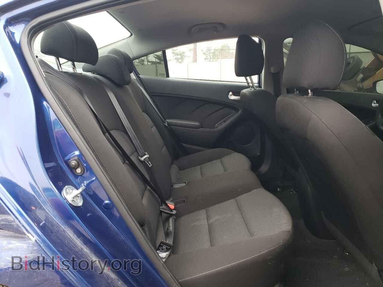 2017 KIA FORTE - VIN: 3KPFK4A73HE135287 - Фото 10