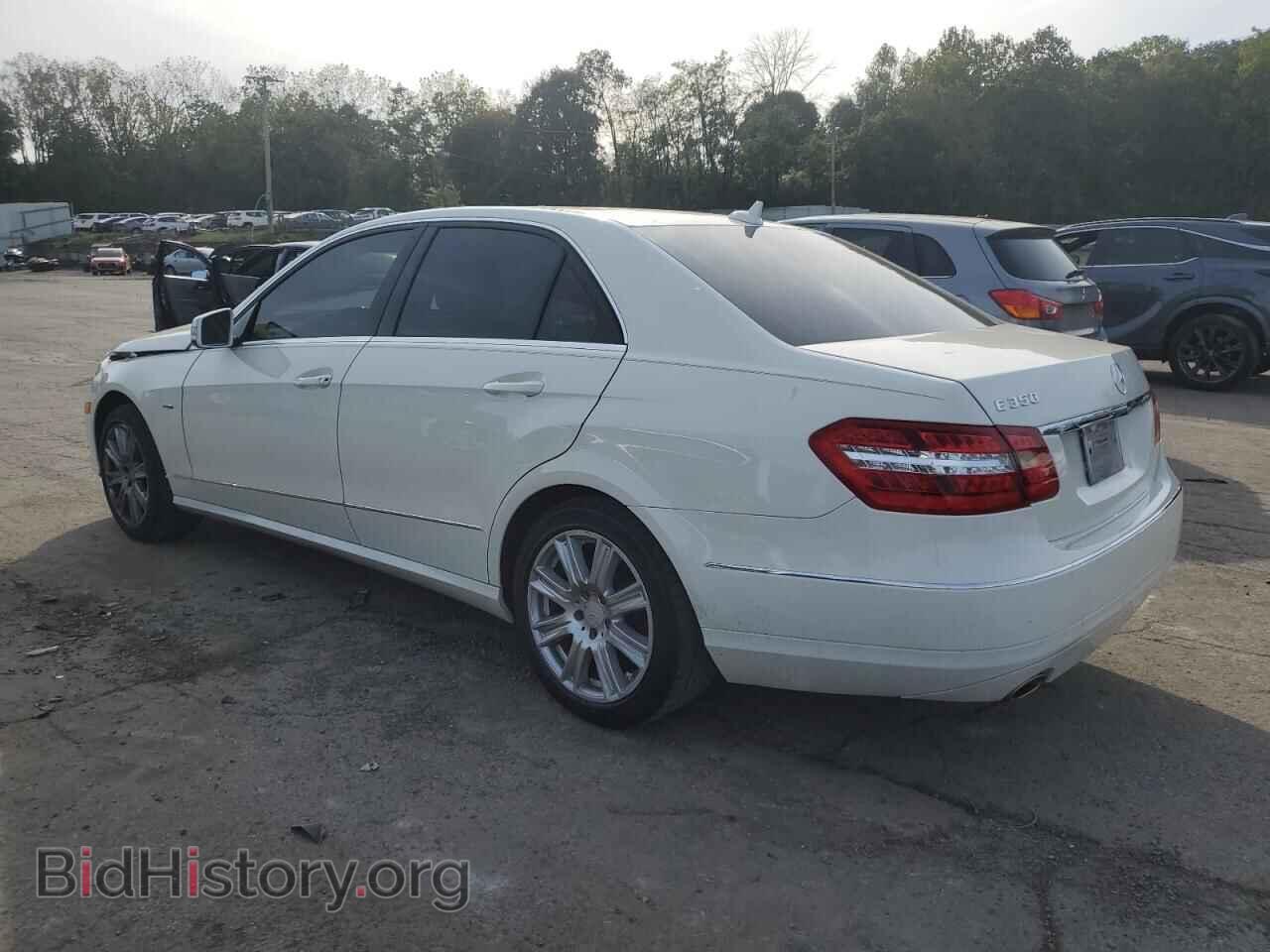 2012 MERCEDES-BENZ E-CLASS - VIN: WDDHF8JBXCA530920 - Photo 2