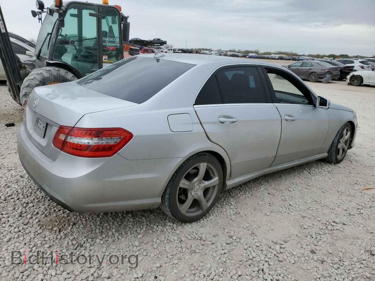 2013 MERCEDES-BENZ E-CLASS - VIN: WDDHF5KB7DA703176 - Фото 3