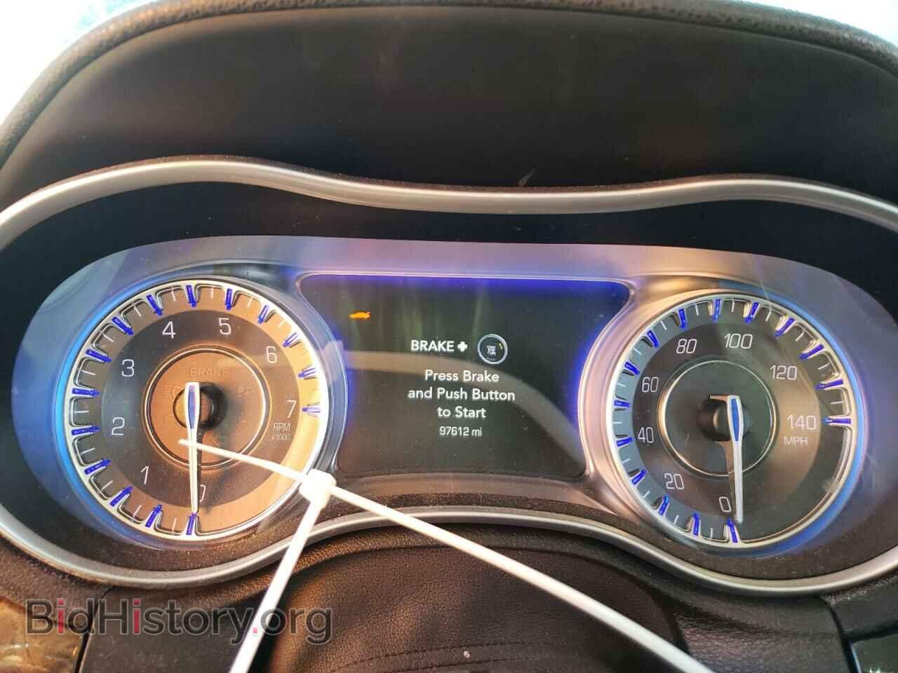 2016 CHRYSLER 300 - VIN: 2C3CCAEG1GH190451 - Фото 9
