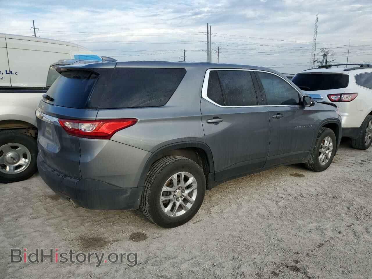 2018 CHEVROLET TRAVERSE - VIN: 1GNERFKW2JJ199183 - Фото 3